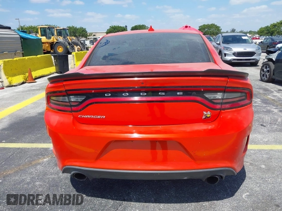 2020 Dodge Charger Scat Pack z VIN 2C3CDXGJ6LH197320, wystawiony jako IAAI lot #42158001 z przebiegiem 27 912 mil mil oraz . Historia ofert i sprzedaży dostępna na DreamBid. Obrazek 16.