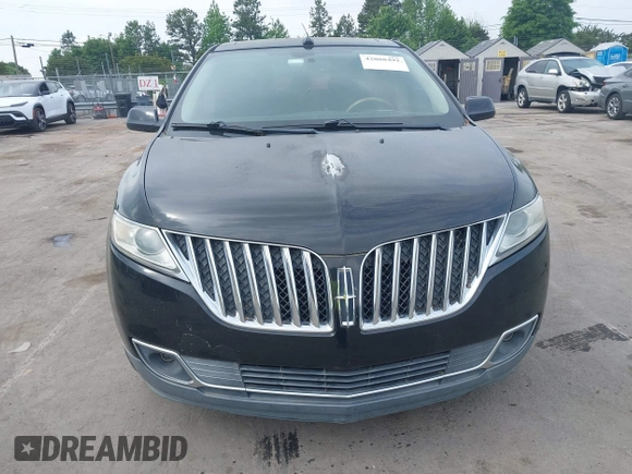 2011 Lincoln MKX with VIN 2LMDJ6JK0BBJ27379, listed as a IAAI auction lot 42088492 with 167,378 mi miles. Bid and sale history available at carsss.com. Image 6.