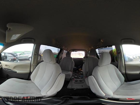 2014 Toyota Sienna LE AAS with VIN 5TDKK3DC3ES411177, listed as a IAAI auction lot 41650472 with 25,000 mi miles. Bid and sale history available at carsss.com. Image 21.