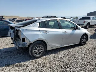 2022 Toyota Prius LE with VIN JTDL9MFU3N3037635, listed as a Copart auction lot 62325235 with 38,095 mi miles and Salvage title. Bid and sale history available at DreamBid. Image 3.
