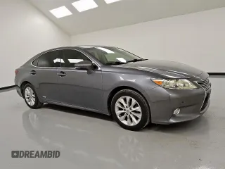 2013 Lexus ES 300h with VIN JTHBW1GG9D2028727, listed as a Copart auction lot 60528025 with 313,614 mi miles and Clean title. Bid and sale history available at DreamBid. Image 4.