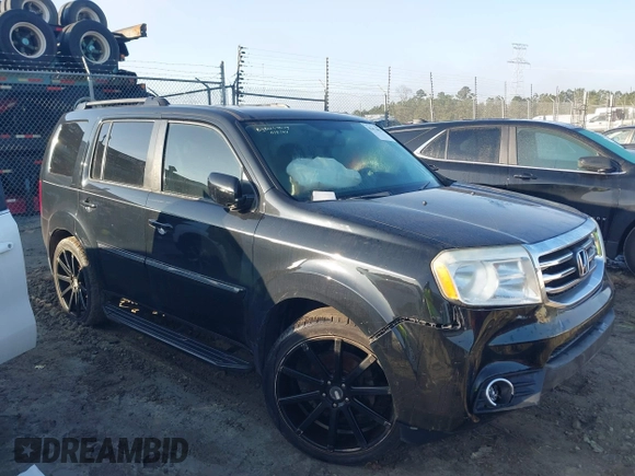 2015 Honda Pilot Touring with VIN 5FNYF3H94FB014659, listed as a IAAI auction lot 41474827 with 109,531 mi miles. Bid and sale history available at carsss.com. Image 13.