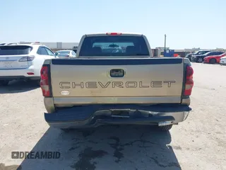 2005 Chevrolet Silverado 1500 Work Truck с VIN 1GCEC19X45Z220571, выставлен на аукционе IAAI как лот 42010514 с пробегом 192 394 миль миль и . История ставок и продаж доступна на DreamBid. Изображение 16.