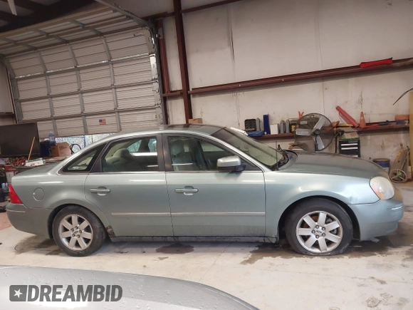 2006 Ford Five Hundred SEL с VIN 1FAFP24196G137352, выставлен на аукционе IAAI как лот 41910085 с пробегом Не указан миль и . История ставок и продаж доступна на DreamBid. Изображение 13.