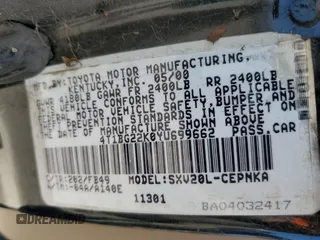 2000 Toyota Camry CE z VIN 4T1BG22K0YU699662, wystawiony jako Copart lot #47949165 z przebiegiem 270 179 mil mil oraz Szkoda całkowita • Salvage title. Historia ofert i sprzedaży dostępna na DreamBid. Obrazek 12.