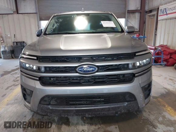2024 Ford Expedition Max XLT with VIN 1FMJK1J88REA58426, listed as a IAAI auction lot 42381012 with 4,989 mi miles and . Bid and sale history available at DreamBid. Image 12.