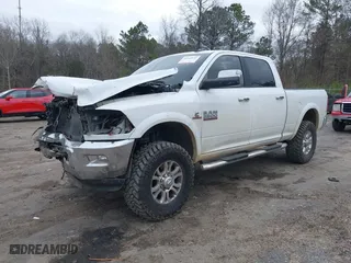 2018 Ram 2500 Laramie with VIN 3C6UR5FL2JG204745, listed as a IAAI auction lot 38568855 with 132,338 mi miles. Bid and sale history available at carsss.com. Image 17.