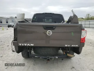2017 Nissan Titan SV z VIN 1N6AA1EJ2HN538803, wystawiony jako Copart lot #48893625 z przebiegiem 166 415 mil mil oraz Szkoda całkowita • Salvage title. Historia ofert i sprzedaży dostępna na DreamBid. Obrazek 6.