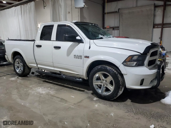 2014 Ram 1500 Express with VIN 1C6RR7FT6ES226117, listed as a Copart auction lot 84291594 with 140,499 mi miles and Salvage Title. Bid and sale history available at carsss.com. Image 4.