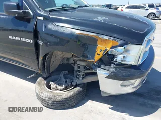 2012 Ram 1500 Big Horn z VIN 1C6RD6GT5CS224170, wystawiony jako IAAI lot #41644272 z przebiegiem 181 504 mil mil oraz . Historia ofert i sprzedaży dostępna na DreamBid. Obrazek 6.