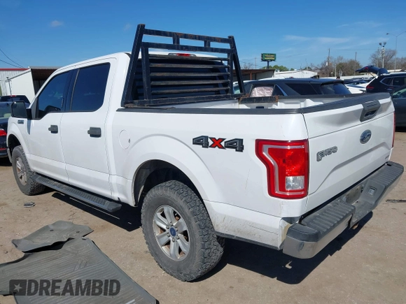 2015 Ford F-150 XLT with VIN 1FTEW1EFXFKE27190, listed as a IAAI auction lot 41670252 with 250,077 mi miles. Bid and sale history available at carsss.com. Image 3.