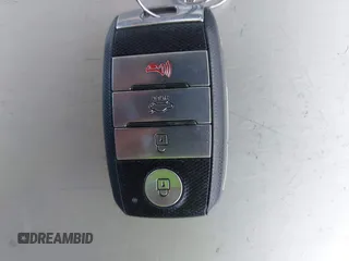 2016 Kia Optima z VIN KNAGM4ADXG5095799, wystawiony jako IAAI lot #42107487 z przebiegiem 112 831 mil mil oraz . Historia ofert i sprzedaży dostępna na DreamBid. Obrazek 11.
