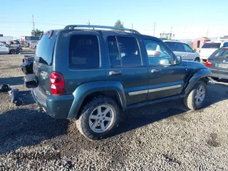 2005 Jeep Liberty Limited with VIN 1J4GL58K85W540719, listed as a IAAI auction lot 41425998 with 274,676 mi miles and . Bid and sale history available at DreamBid. Image 4.