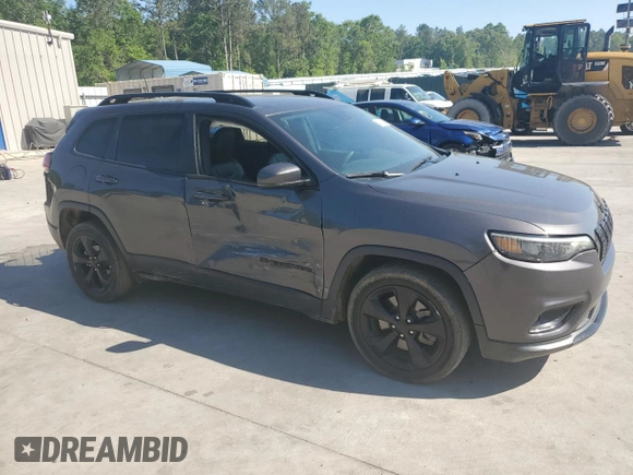2021 Jeep Cherokee Altitude with VIN 1C4PJLLB4MD220993, listed as a Copart auction lot 53300585 with 92,387 mi miles and Salvage title. Bid and sale history available at DreamBid. Image 4.