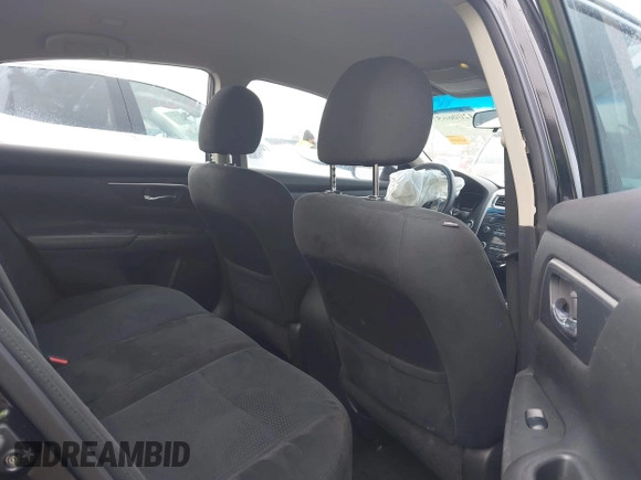 2015 Nissan Altima 2.5 SV with VIN 1N4AL3AP1FC582082, listed as a IAAI auction lot 42006657 with 132,343 mi miles. Bid and sale history available at carsss.com. Image 8.