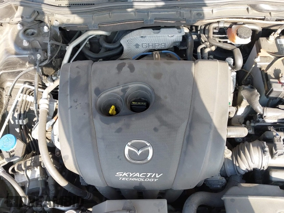 2017 Mazda 6 Sport z VIN JM1GL1U53H1124724, wystawiony jako IAAI lot #41446369 z przebiegiem 130 324 mil mil oraz . Historia ofert i sprzedaży dostępna na DreamBid. Obrazek 10.