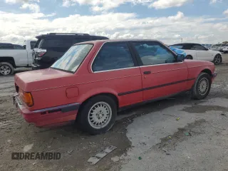 1989 BMW 3 Series 325is z VIN WBAAA230XK4495714, wystawiony jako Copart lot #56688675 z przebiegiem 211 372 mil mil oraz Czysty tytuł • Clean title. Historia ofert i sprzedaży dostępna na DreamBid. Obrazek 3.