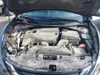 2016 Nissan Altima 2.5 S with VIN 1N4AL3AP5GC221181, listed as a IAAI auction lot 41341404 with 177,674 mi miles. Bid and sale history available at carsss.com. Image 9.