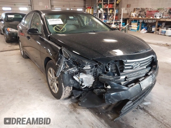 2016 Hyundai Sonata SE z VIN 5NPE24AF5GH260658, wystawiony jako IAAI lot #41884896 z przebiegiem 127 645 mil mil oraz . Historia ofert i sprzedaży dostępna na DreamBid. Obrazek 6.