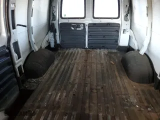 2006 GMC Savana Cargo Van with VIN 1GTGG25U461165716, listed as a Copart auction lot 86344194 with 115,966 mi miles and Salvage Title. Bid and sale history available at carsss.com. Image 10.
