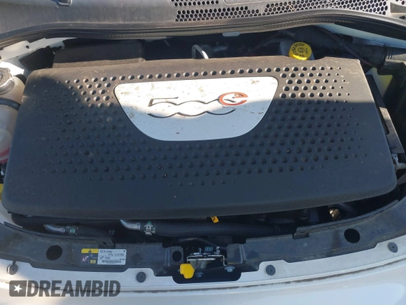 2018 FIAT 500e with VIN 3C3CFFGE9JT377399, listed as a IAAI auction lot 41641125 with 26,157 mi miles. Bid and sale history available at carsss.com. Image 10.