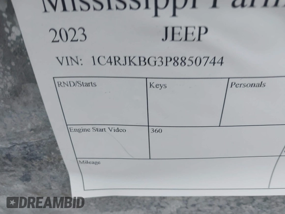 2023 Jeep Grand Cherokee Limited z VIN 1C4RJKBG3P8850744, wystawiony jako IAAI lot #41271709 z przebiegiem Nie podano mil oraz . Historia ofert i sprzedaży dostępna na DreamBid. Obrazek 9.