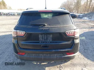 2022 Jeep Compass Latitude with VIN 3C4NJDBB7NT195727, listed as a IAAI auction lot 41693643 with 33,413 mi miles and . Bid and sale history available at DreamBid. Image 16.