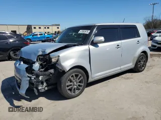 2013 Scion xB z VIN JTLZE4FE3DJ040323, wystawiony jako Copart lot #47893975 z przebiegiem 211 118 mil mil oraz Szkoda całkowita • Salvage title. Historia ofert i sprzedaży dostępna na DreamBid. Obrazek 1.