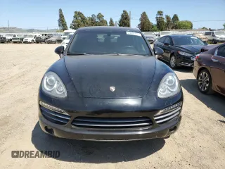 2011 Porsche Cayenne S с VIN WP1AB2A27BLA43020, выставлен на аукционе Copart как лот 55692165 с пробегом 118 676 миль миль и Списание • Salvage title. История ставок и продаж доступна на DreamBid. Изображение 5.
