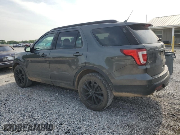 2018 Ford Explorer XLT with VIN 1FM5K8D86JGB15463, listed as a Copart auction lot 59992605 with 87,491 mi miles and Salvage title. Bid and sale history available at DreamBid. Image 2.