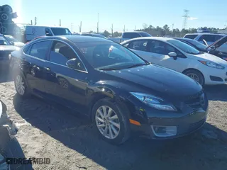 2011 Mazda Mazda6 i Touring with VIN 1YVHZ8CH8B5M19917, listed as a IAAI auction lot 41321308 with 180,189 mi miles. Bid and sale history available at carsss.com. Image 1.