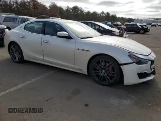 2018 Maserati Ghibli S Q4 GranLusso with VIN ZAM57YTL5J1280401, listed as a Copart auction lot 43784454 with 42,057 mi miles. Bid and sale history available at carsss.com. Image 4.