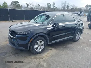 2022 Kia Sorento LX with VIN 5XYRG4LC9NG102169, listed as a IAAI auction lot 41709526 with 50,507 mi miles. Bid and sale history available at carsss.com. Image 2.