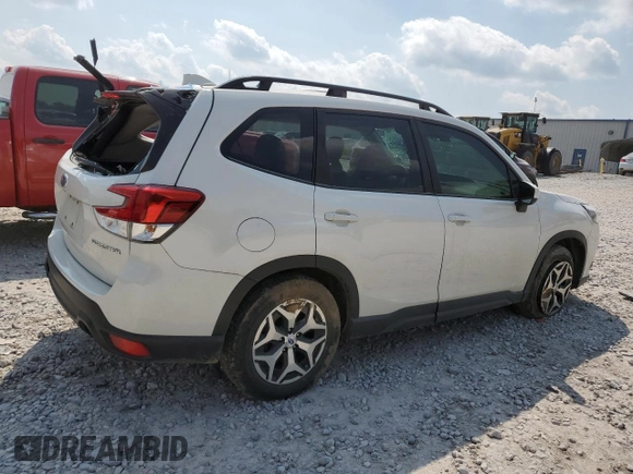 2022 Subaru Forester Premium with VIN JF2SKAEC7NH513364, listed as a Copart auction lot 58632355 with Not provided miles and Salvage title. Bid and sale history available at DreamBid. Image 3.