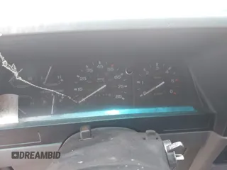 1991 Ford Explorer z VIN 1FMCU24X3MUA54214, wystawiony jako IAAI lot #42010794 z przebiegiem 55 239 mil mil oraz . Historia ofert i sprzedaży dostępna na DreamBid. Obrazek 7.