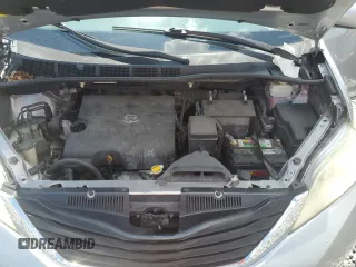 2012 Toyota Sienna LE AAS z VIN 5TDKK3DC6CS190493, wystawiony jako Copart lot #65000345 z przebiegiem 224 230 mil mil oraz Szkoda całkowita • Salvage title. Historia ofert i sprzedaży dostępna na DreamBid. Obrazek 12.