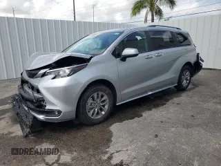 2025 Toyota Sienna XLE z VIN 5TDYRKEC5SS228793, wystawiony jako Copart lot #60269765 z przebiegiem 11 976 mil mil oraz Czysty tytuł • Clean title. Historia ofert i sprzedaży dostępna na DreamBid. Obrazek 1.