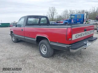 1991 Chevrolet C/K 1500 with VIN 1GCDC14K5ME180465, listed as a IAAI auction lot 41957549 with 162,483 mi miles. Bid and sale history available at carsss.com. Image 3.