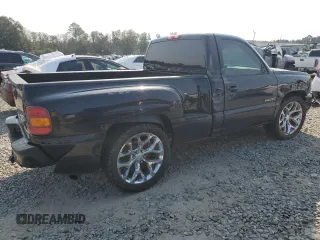 2003 Chevrolet Silverado 1500 LS with VIN 1GCEK14T83Z290336, listed as a Copart auction lot 75408964 with 149,730 mi miles and Salvage Title. Bid and sale history available at DreamBid. Image 3.