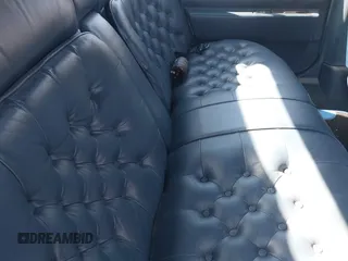 1988 Cadillac Fleetwood z VIN 1G6CB5152J4228237, wystawiony jako IAAI lot #42232983 z przebiegiem Nie podano mil oraz . Historia ofert i sprzedaży dostępna na DreamBid. Obrazek 8.