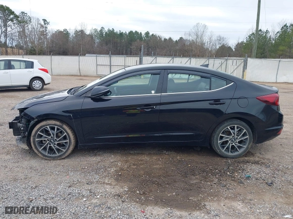 2019 Hyundai Elantra SEL with VIN 5NPD84LF3KH424053, listed as a IAAI auction lot 41467524 with 82,943 mi miles. Bid and sale history available at carsss.com. Image 15.