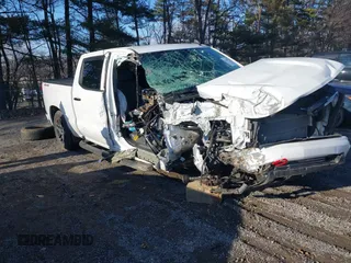 2023 Chevrolet Silverado 1500 RST with VIN 1GCUDEED0PZ203264, listed as a IAAI auction lot 41495218 with 35,886 mi miles. Bid and sale history available at carsss.com. Image 1.