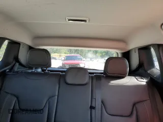 2018 Jeep Renegade Limited z VIN ZACCJADB6JPG74175, wystawiony jako Copart lot #55968915 z przebiegiem 147 595 mil mil oraz Czysty tytuł • Clean title. Historia ofert i sprzedaży dostępna na DreamBid. Obrazek 10.