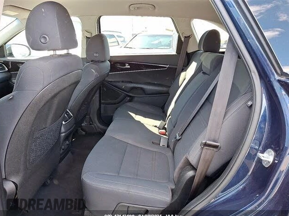 2016 Kia Sorento LX with VIN 5XYPGDA5XGG142632, listed as a IAAI auction lot 42143508 with 146,966 mi miles. Bid and sale history available at carsss.com. Image 12.