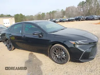2025 Toyota Camry LE z VIN 4T1DAACK9SU111395, wystawiony jako IAAI lot #41782794 z przebiegiem 249 mil mil oraz . Historia ofert i sprzedaży dostępna na DreamBid. Obrazek 14.