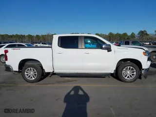 2022 Chevrolet Silverado 1500 LT with VIN 1GCPDKEKXNZ606711, listed as a IAAI auction lot 41698884 with 34,820 mi miles. Bid and sale history available at carsss.com. Image 13.