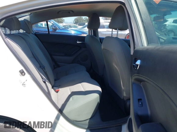 2014 Kia Forte LX with VIN KNAFK4A63E5115830, listed as a IAAI auction lot 42087188 with 111,660 mi miles. Bid and sale history available at carsss.com. Image 8.