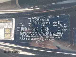 2024 Kia Carnival LX with VIN KNDNB4H3XR6382747, listed as a IAAI auction lot 41672196 with 40,045 mi miles. Bid and sale history available at carsss.com. Image 9.