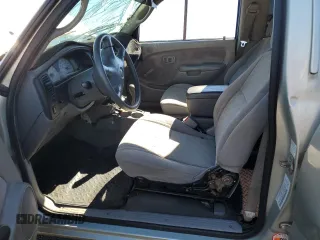 2004 Toyota Tacoma PreRunner with VIN 5TEGM92N54Z356661, listed as a Copart auction lot 41565815 with 145,368 mi miles and Salvage title. Bid and sale history available at DreamBid. Image 7.