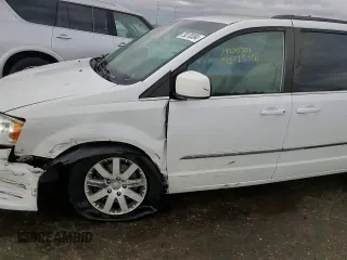 2016 Chrysler Town & Country Touring with VIN 2C4RC1BG5GR230194, listed as a Copart auction lot 79270384 with 125,556 mi miles and Salvage Title. Bid and sale history available at carsss.com. Image 14.